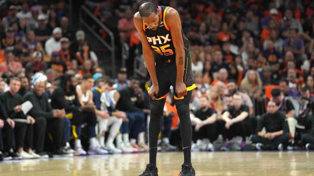 איזה סיום עונה מאכזב. קווין דוראנט (צילום: רויטרס)