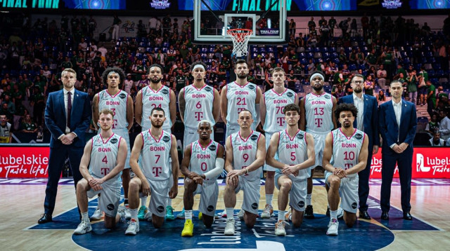 חבורה מסוכנת מאוד. טלקום בון (צילום: אתר רשמי, אתר FIBA)