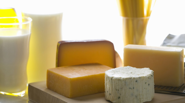 גבינות ומוצרי חלב (צילום: אינג'אימג')