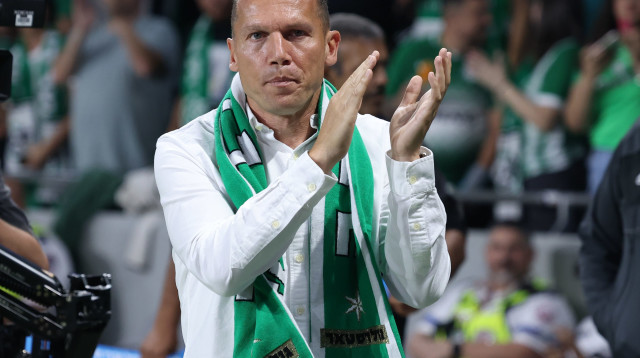 ברק בכר מאמן מכבי חיפה (צילום: דני מרון)