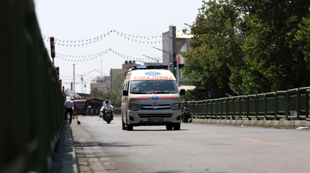 אמבולנס באיראן (צילום: Majid Asgaripour/WANA (West Asia News Agency) via REUTERS)