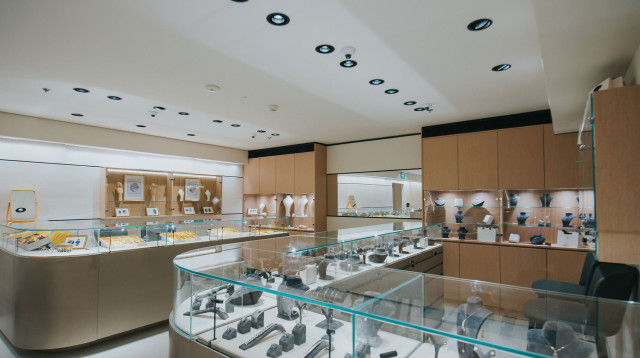 גלריה של מכון היהלומים הישראלי (צילום: שני רייך)