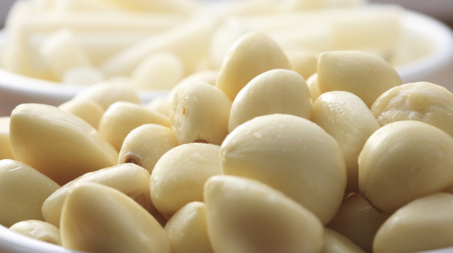 שיני שום קלופות (צילום: אינגאימג')