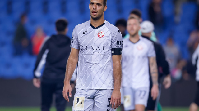 עידו לוי, שחקן הפועל חדרה (צילום: מאור אלקסלסי)