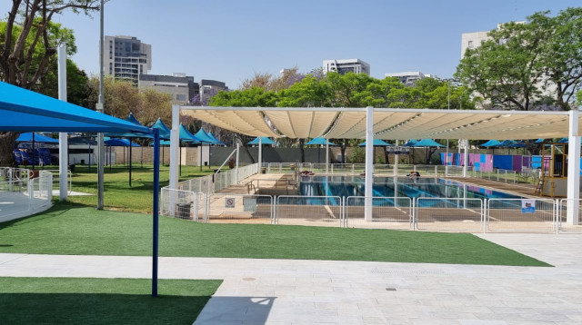 בריכת עמישב בפתח תקווה (צילום: אלון חכמון)