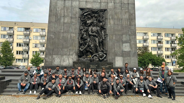 האנדרטה לזכר לוחמי גטו ורשה (צילום: לילך סיגן)