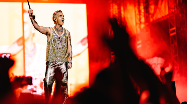 רובי וויליאמס בפארק הירקון. יכול להיות שהוא לא ראה אותנו בכלל? (צילום: ECLIPSE MEDIA)