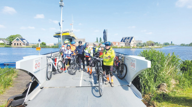 מסע אופניים (צילום: איסתא ספורט)