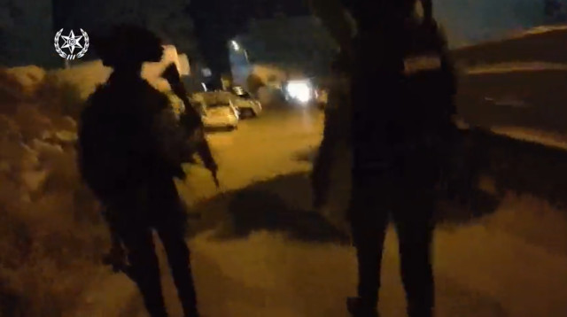 המעצר בעיסאוויה (צילום: דוברות המשטרה)