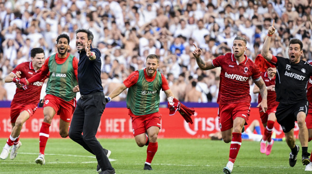 בלם אנטוורפן טובי אלדרווירלד אחרי שער האליפות (צילום: GettyImages, Tom Goyvaerts / BELGA MAG)