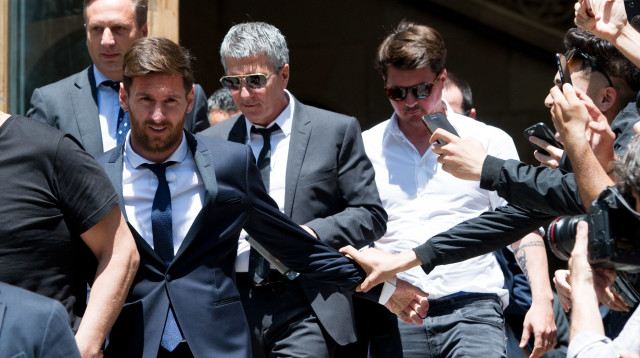 שחקן ברצלונה ליאונל מסי עם אביו חורחה מסי (צילום: GettyImages)