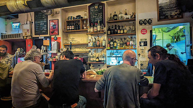 ”מנזר” (צילום: אסנת גואטה)