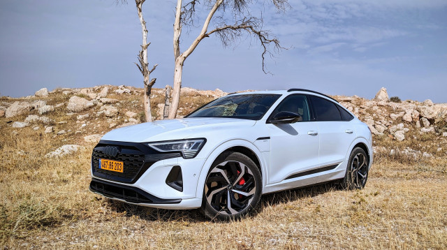 אאודי Q8 e-tron (צילום: קינן כהן)