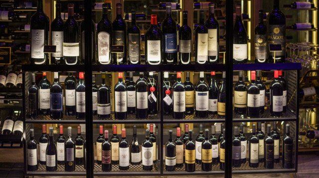 מסעדת ספרה (צילום: אנטולי מיכאלו)