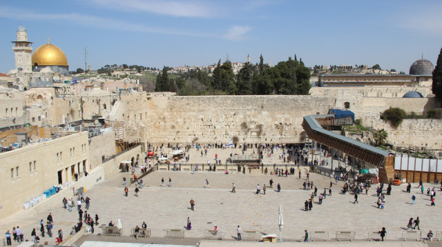 רחבת הכותל (צילום: רוני קרצנר)