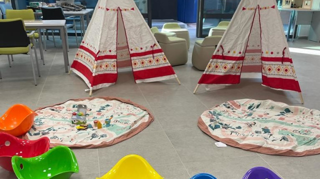 מרכז "פלא" בגבעתיים. "מרחב בטוח לשתף, להישמע ולהרגיש" (צילום: דוברות עיריית פתח תקווה)