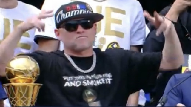 מאמן דנבר נאגטס מייקל מאלון (צילום: צילום מסך, מתוך טוויטר)