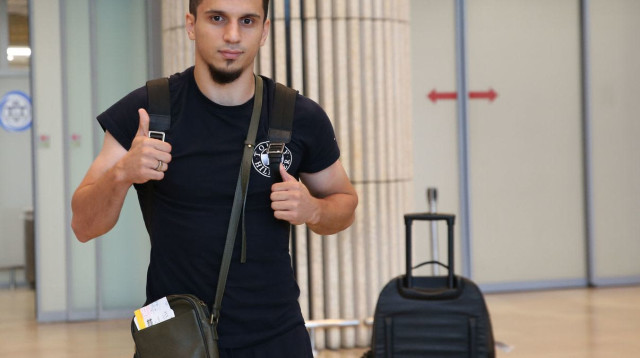 עוד חיזוק לבאר שבע. סוליימאנוב בנתב"ג (צילום: אודי ציטיאט)