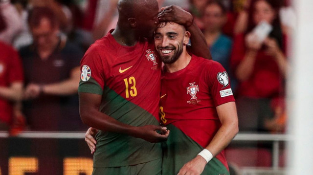 ברונו פרננדש נבחרת פורטוגל חוגג (צילום: GettyImages)