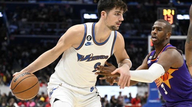 למרות הטרייד, הם לא צפויים לשתף פעולה אפילו רגע אחד. אבדיה לצד כריס פול (צילום: GettyImages, G Fiume)