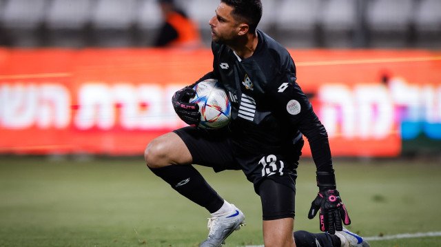 שוער סקציה נס ציונה ניב אנטמן (צילום: מאור אלקסלסי)