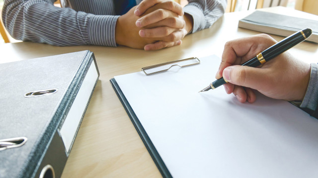 ראיון עבודה (צילום: אינג'אימג')