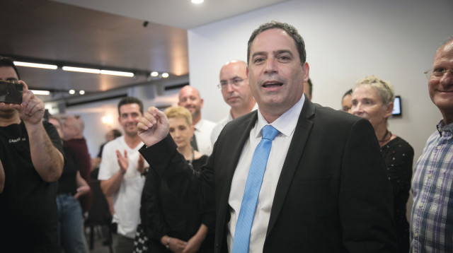 עמית בכר (צילום: מרים אלסטר, פלאש 90)