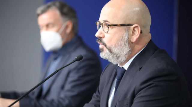 מאוכזב מהמשחק באוסטריה. חסון (צילום: אתר רשמי, ההתאחדות לכדורגל)