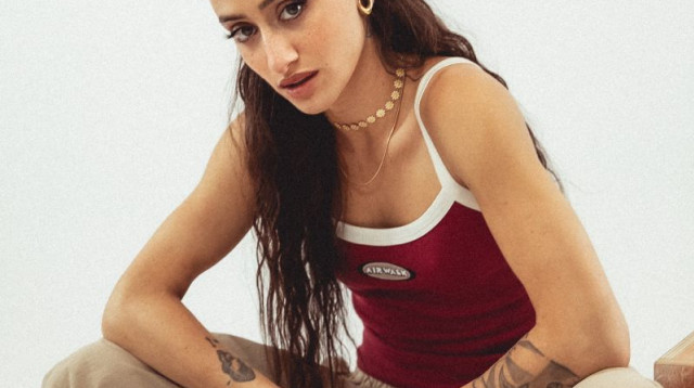 ענבל ביבי (צילום: עמית סליקטר)