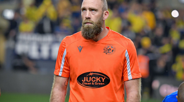 דני עמוס, שוער מכבי פתח תקוה (צילום: אריאל שלום)