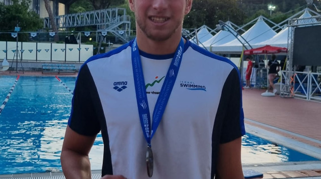 רון פולונסקי שחייה (צילום: איגוד השחייה)