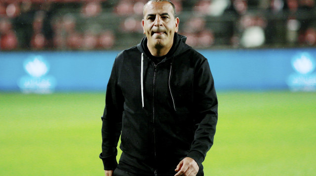 מאמן בני סכנין קובי רפואה (צילום: קובי אליהו)