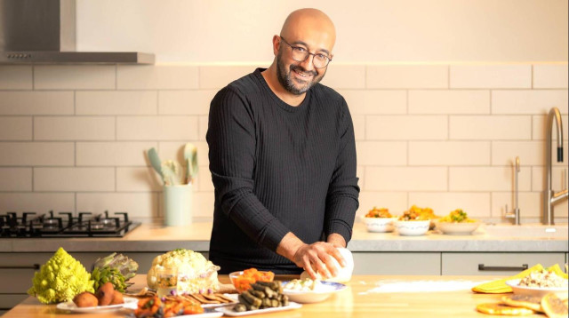  מבשל אוכל ערבי אותנטי ונהדר. רשיד עודה (צילום: יח"צ)