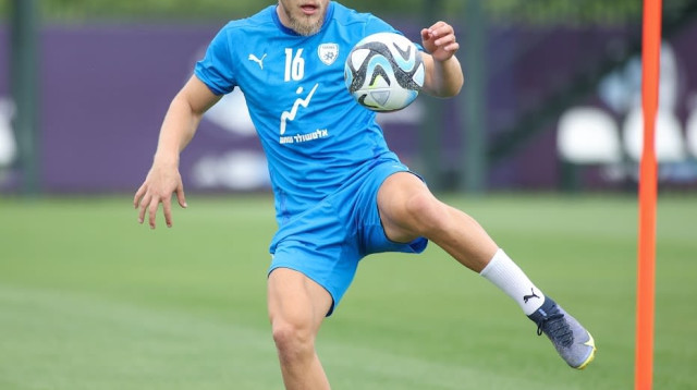 יואב הופמייסטר הנבחרת הצעירה של ישראל (צילום: אתר רשמי, אסי קיפר, ההתאחדות לכדורגל)