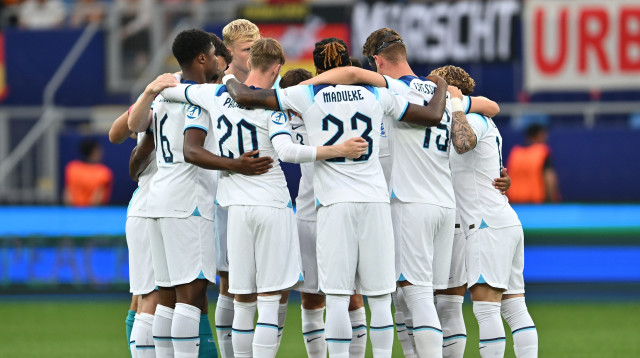 שחקני הנבחרת הצעירה של אנגליה (צילום: GettyImages, MB Media)