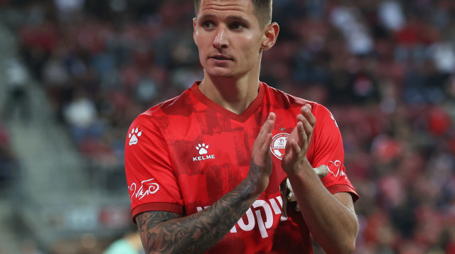 פטריק קלימלה הפועל באר שבע (צילום: ברני ארדוב)