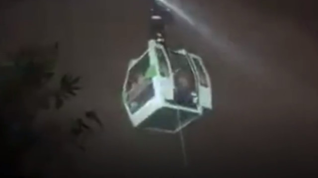 תא הרכבל שתקע באוויר באקוודור (צילום: רשתות חברתיות, שימוש לפי סעיף 27 א')