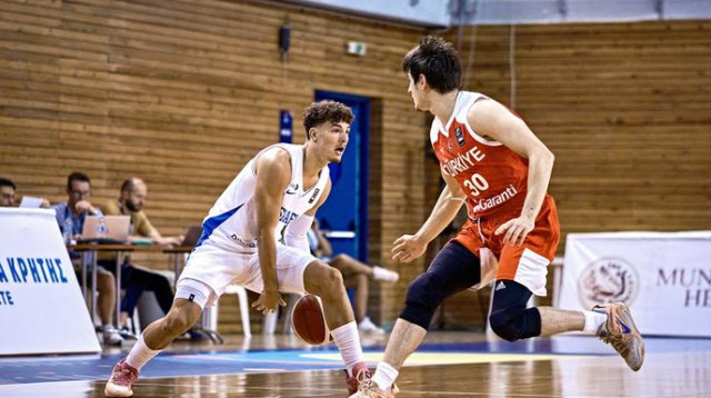 ספתח מרשים. נועם יעקב בפעולה אתמול (צילום: אתר רשמי, פיב"א אירופה)