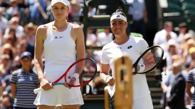 יהיה שחזור ברבע הגמר? אונס ג'אבור עם ילנה ריבאקינה לפני גמר 2022 (צילום: GettyImages, Julian Finney)