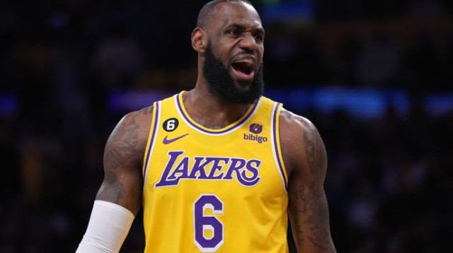 ימשיך לעונתו ה-21. לברון ג'יימס (צילום: רויטרס)