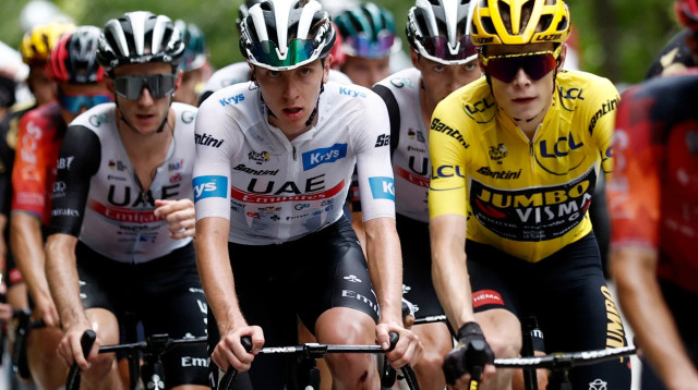 יונאס וינגגור לצד טאדיי פוגצ'אר טור דה פראנס (צילום: רויטרס)