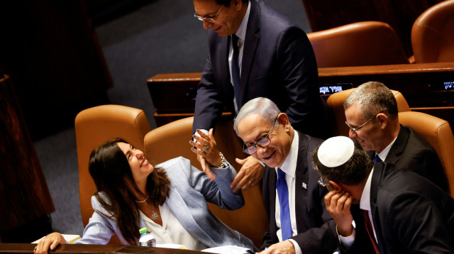 נתניהו, לוין, מירי רגב במליאה (צילום: REUTERS/Amir Cohen)