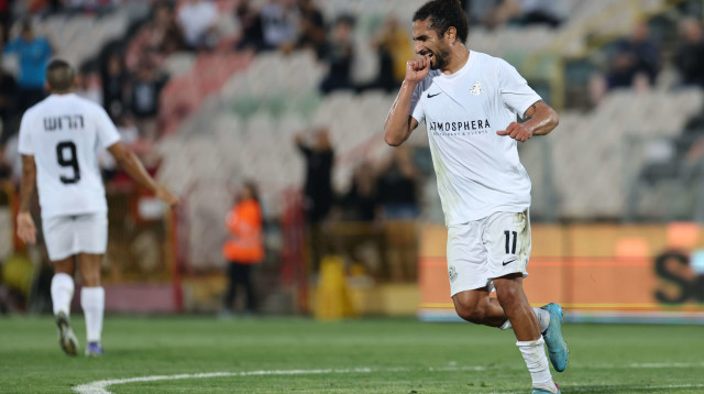 עונה משונה, ומטלטלת. סייף (צילום: לירון מולדובן)