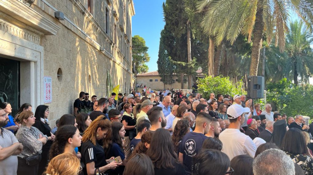 עצרת תפילה לצאת צום תשעה באב בסטלה מאריס בחיפה (צילום: המנזר הכרמליתי)