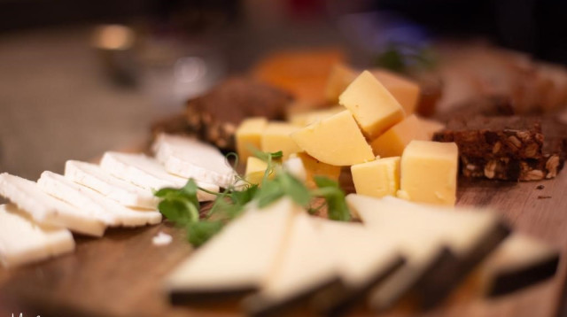 חוגגים את ט"ו באב  (צילום: יוליה פוטוארט)