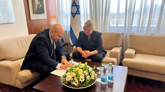 אורנה ברביבאי ואמיר אוחנה (צילום: דוברות הכנסת)