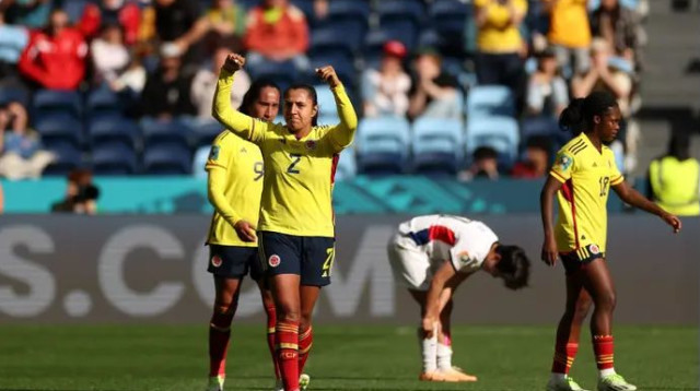 פתיחה חיובית. ואנגאס מנבחרת קולומביה חוגגת (צילום: אימג'בנק  GettyImages, Cameron Spencer)