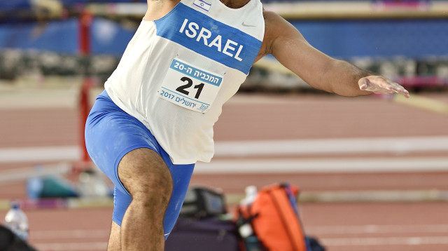 איתמר לוי (צילום: טיבור יגר)