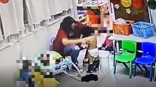 תיעוד ההתעללות בגן באילת (צילום: מצלמות אבטחה)