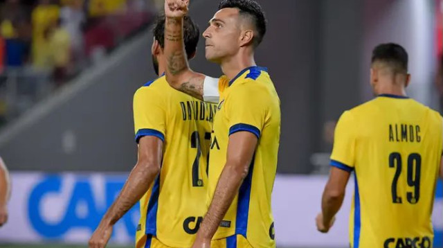 מבצע אישי נפלא הסתיים ברשת. זהבי (צילום: אריאל שלום)